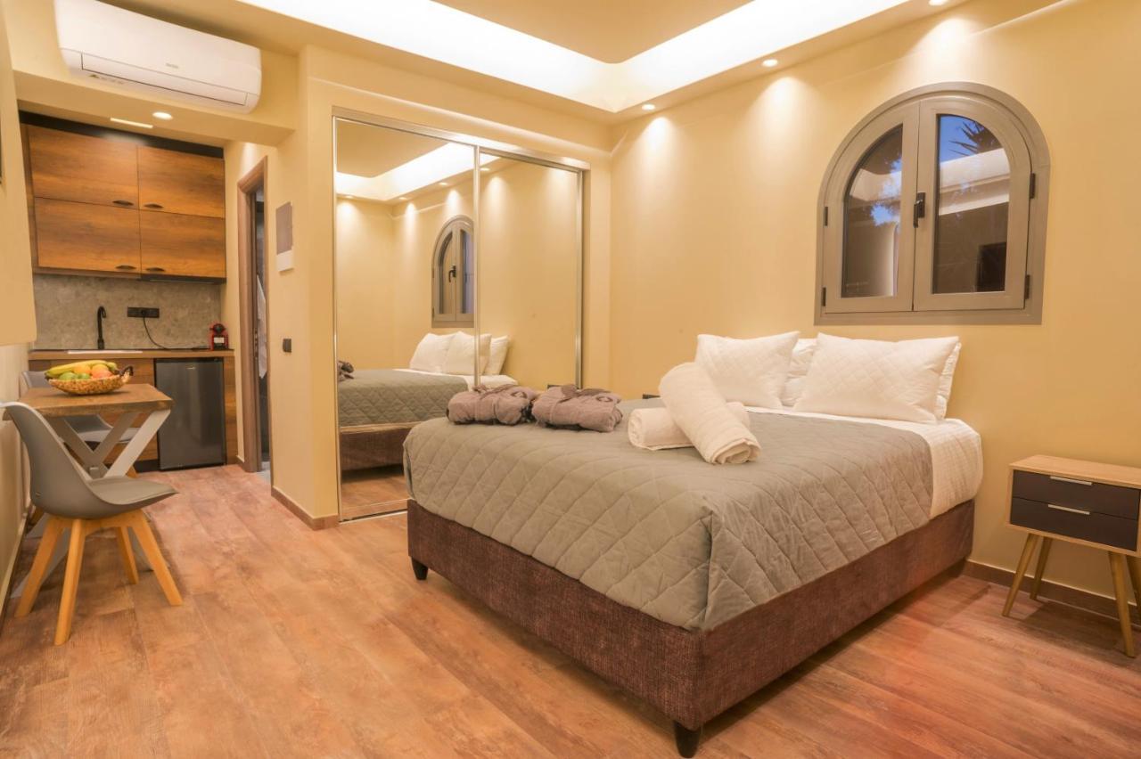 Seven Keys Luxury Suites Achílleion Zewnętrze zdjęcie
