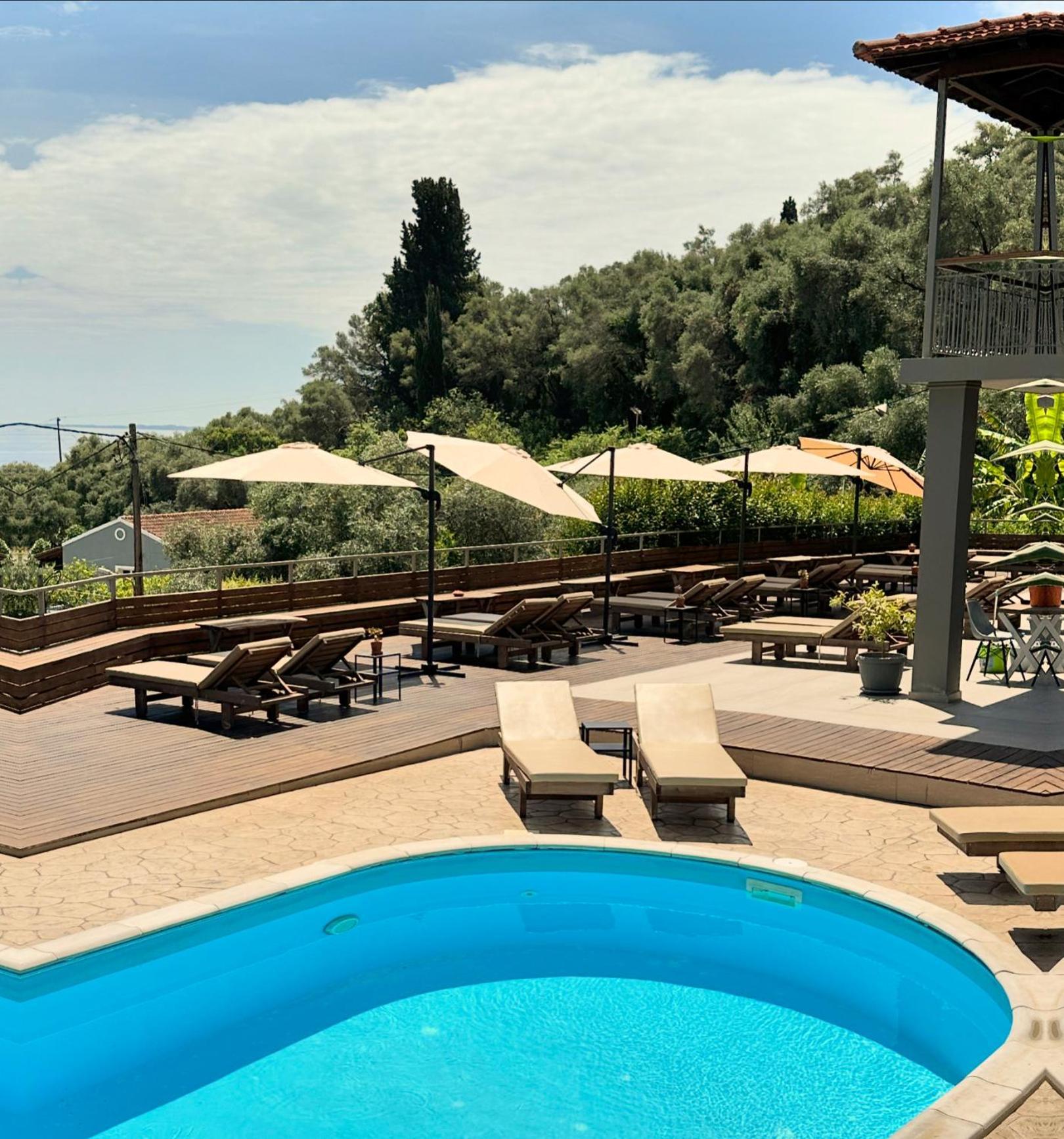 Seven Keys Luxury Suites Achílleion Zewnętrze zdjęcie